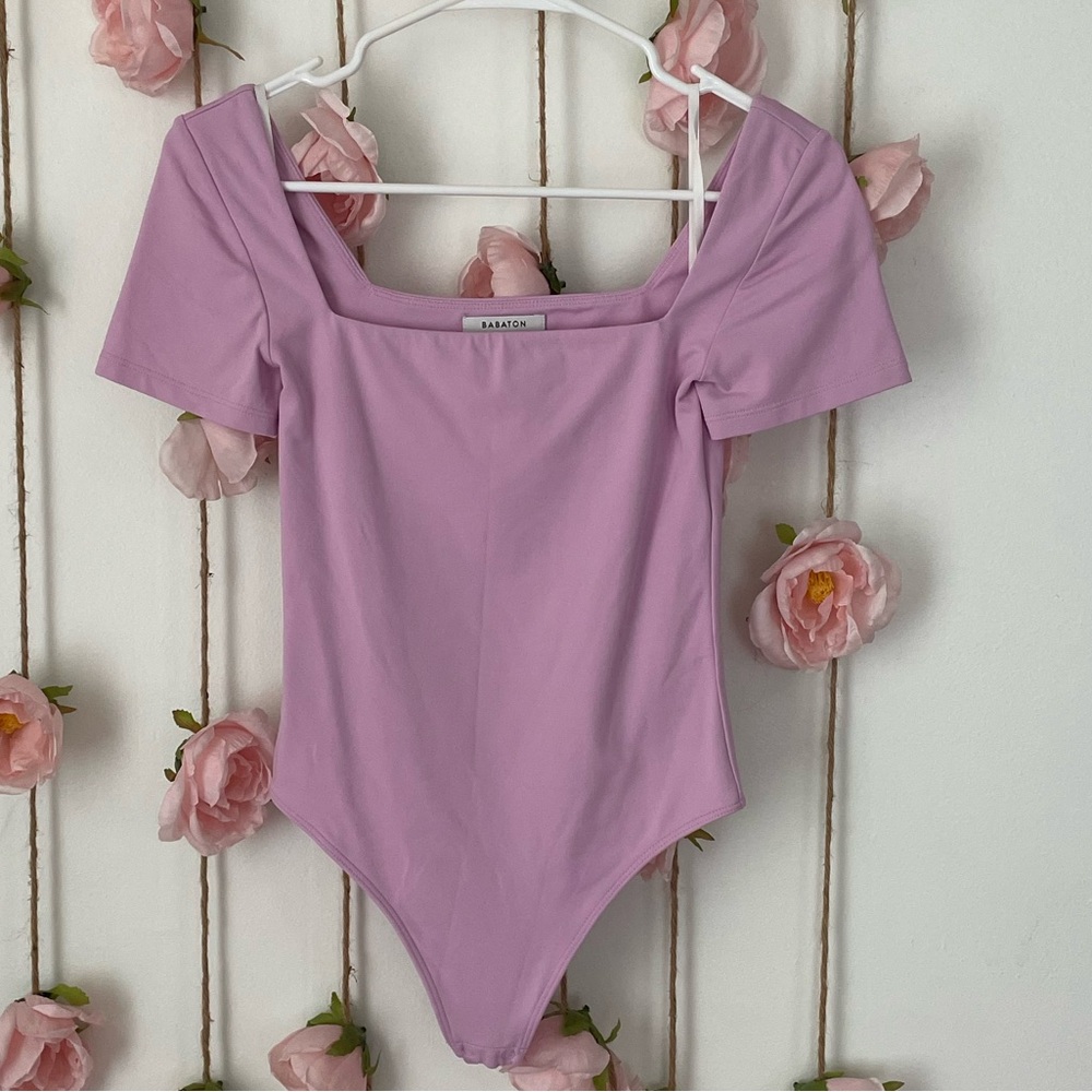Aritzia Babaton Original Contour Squareneck Short Sleeve Body Suit